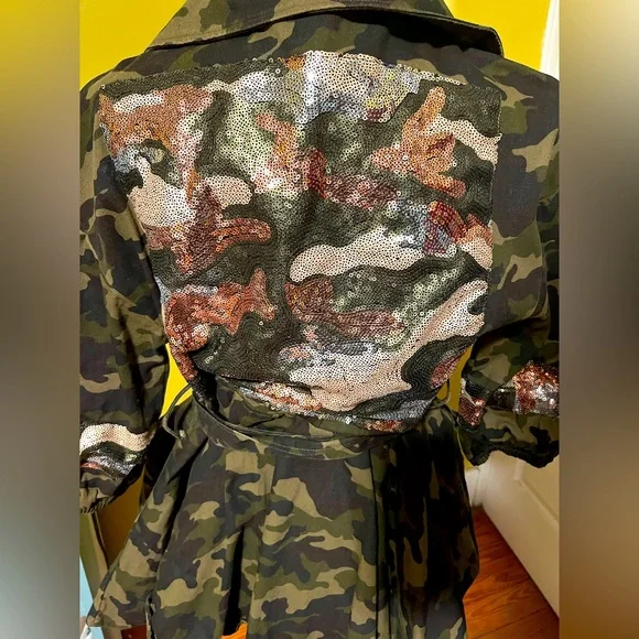 Camouflage Jacket - Picture 2 of 8